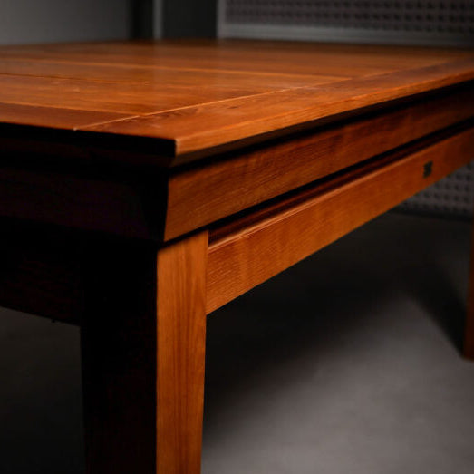 Henry Gaming & Dining Table | Geeknson — Geeknson